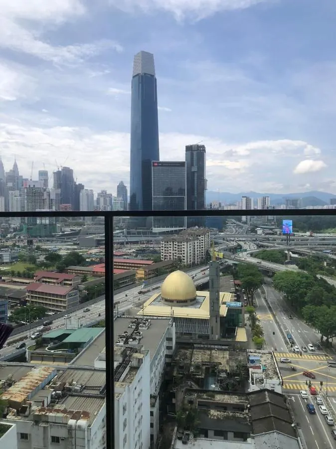 アパート Lovely Continew Residence 2 Bedrooms - Kl クアラルンプール